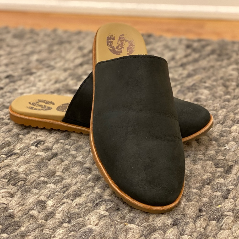 Sorel “Ella” mule